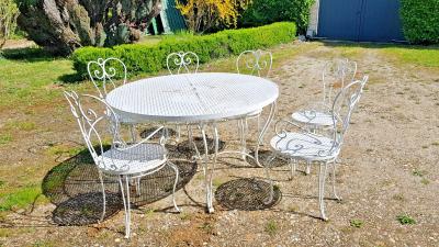 RARE Salon de jardin haut de gamme table d. 1.35m 4 fauteuils 2 chaises
