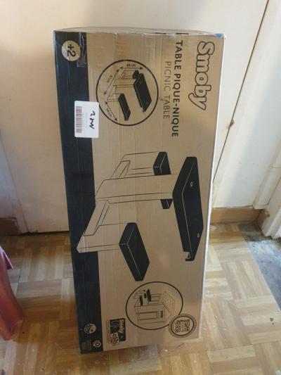 Table De Pique Nique Pour Maison Enfant De Jardin