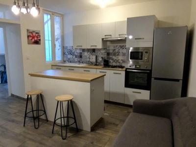Immeuble+saint-marcel-sur-aude+169+m%26sup2%3B+7+pi%26egrave%3Bces