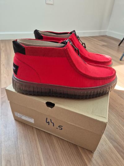 Eastpak Torhill Zip 125379 Red Boots Homme Taille 44,5 Avec Bo�te