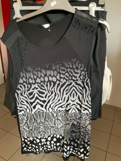 Tee shirt  DESIGUAL taille s
