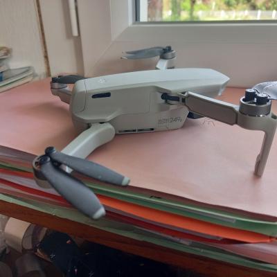 drone magic mini