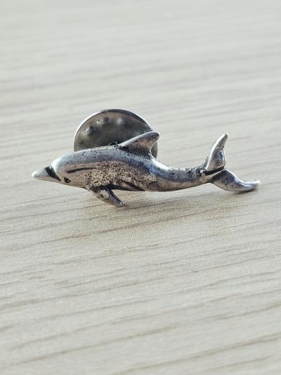 Pin's dauphin m�tal �maill� badge broche animal marin accessoire d�coratif