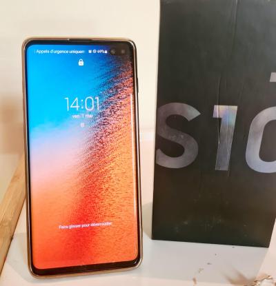 Samsung Galaxy S10  SM G975   128Go   Noir Prisme (D�simlock�) (Simple SIM)