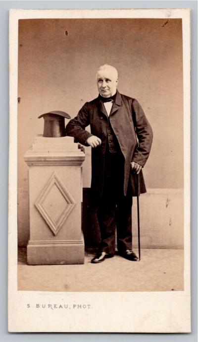 CDV 1865 A�eul � la canne et haut de forme photographie chez Bureau Paris Foto