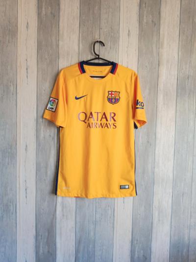 Maillot De Foot Nike Club FC Barcelone 2015 Couleur Jaune Et Rouge Taille S