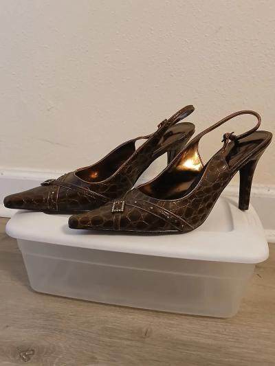 Pointed Slingback High Heels in Brown Croc Embossed Leather