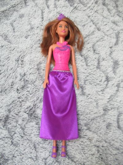 Barbie   princesse robe jupe violette   Poup�e Mannequin   2015 Mattel