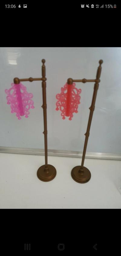 Lot poupees et acessoires bratz   (RESERV�)