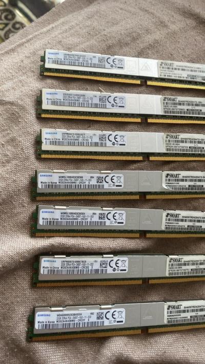 Samsung 32gb 2rx4 2400 ECC RDIMM M392A4K40BM0 CRC Serveur m�moire ram ddr4 pc4