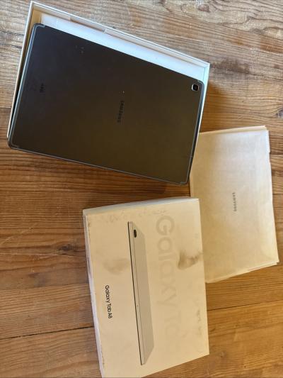 SAMSUNG Galaxy Tab A8 SM X200 de 32Go Hors Service