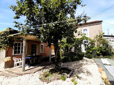 Maison+la-chapelle-thireuil+142+m%26sup2%3B+9+pi%26egrave%3Bces