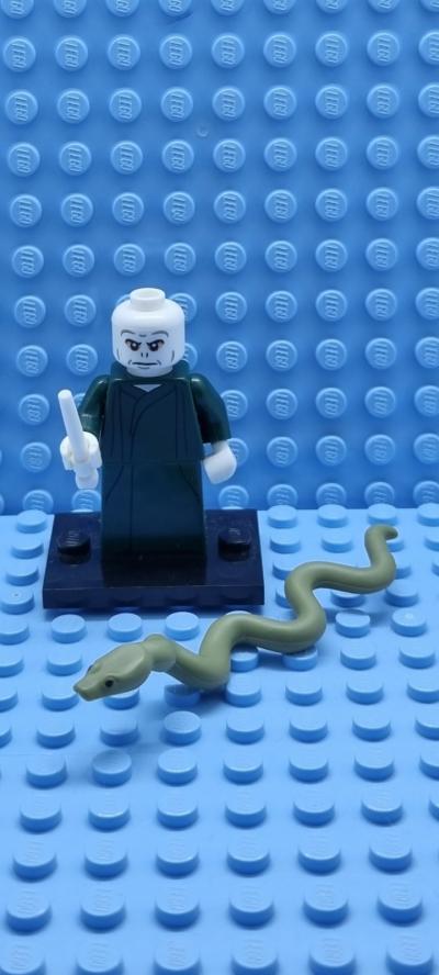 Lego minifigurine S�rie Harry Potter   Voldemort   Parfait �tat