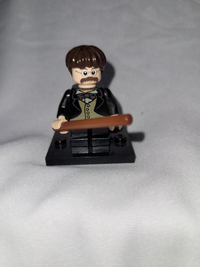 Professor Filius Flitwick hp096 Harry Potter 4842 authentic LEGO minifigure