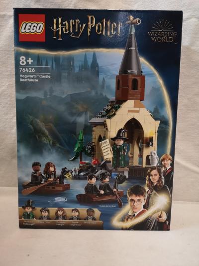 LEGO Harry Potter 76426 : Le hangar � bateaux de Poudlard neuf scell�