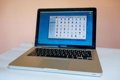 Apple MacBook Pro 13 Pouces Mi 2009 bon �tat Ordinateur PC Mac Portable
