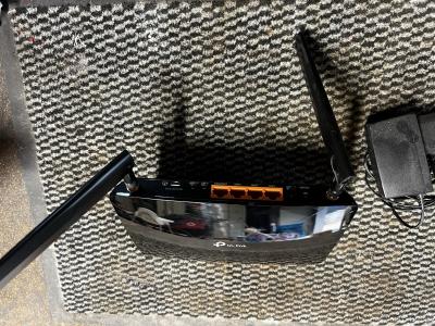 Routeur : TP Link Archer MR550 (4G  Cat6) Compatible Nanosim