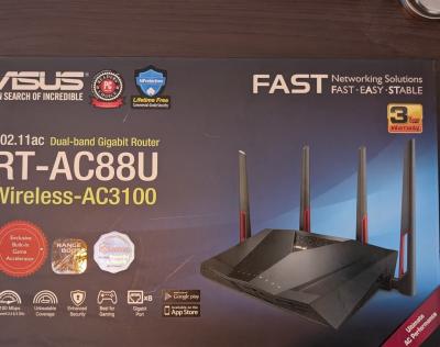 ASUS RT AC88U   Routeur gaming Gigabit double bande Wi Fi AC3100 avec MU MIMO