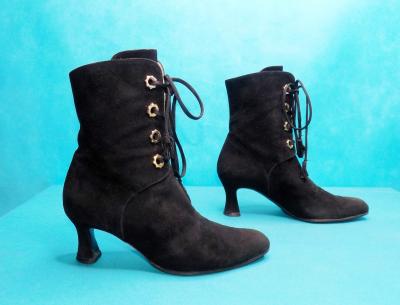 bottines vintage CHARLES JOURDAN en cuir velours noir pointure 5 B ou 36 FR