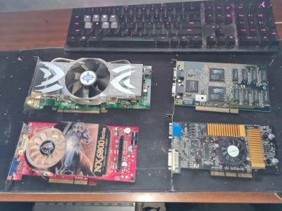 Lot 4 Cartes Graphiques d'Exception (Voodoo 1, Ti 500, 7900 GTO Rare, 6800 GT)