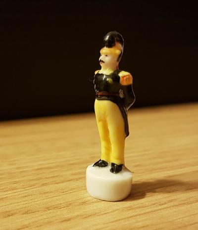 F�ve Uomo In Costume 7184 In Ceramica Brillante