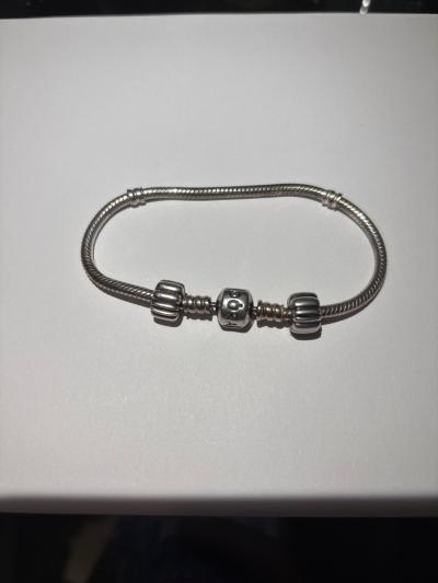 Bracelet femme PANDORA C ur   Argent 925-1000 Longueur 18 cm   Avec bo�te