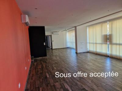 Professionnel+le-coteau+115+m%26sup2%3B+5+pi%26egrave%3Bces