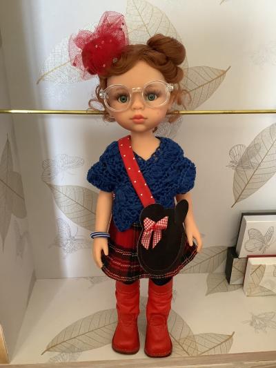Poup�e C�lia Paola Reina relook�e Rendez vous avec Mickey
