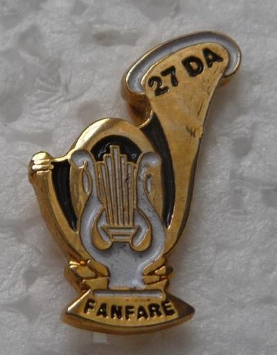 PIN'S MILITAIRE DE LA FANFARE DE 27 DIVISION ALPINE