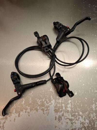 Paire de Freins Hydrauliques RADIUS (Leviers   �triers) � PURGE N350