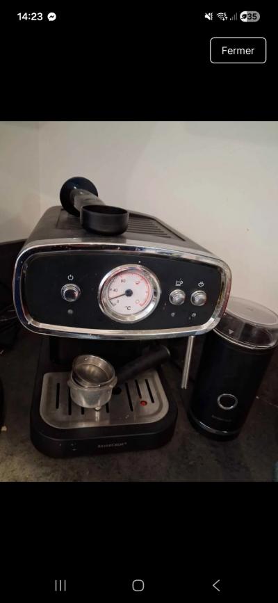 Machine A Caf�