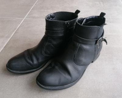 Bottines femme noires en cuir pointure 39