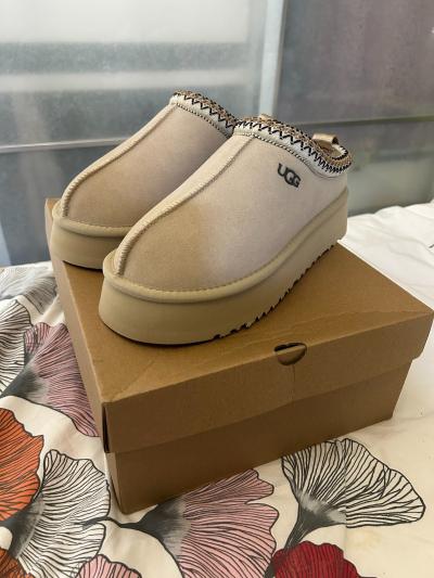 Paire de chassures   UGG