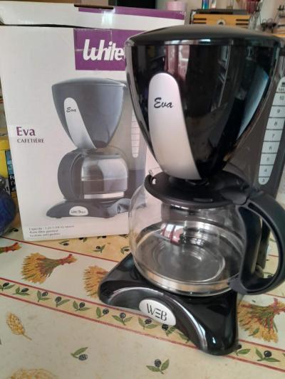 Cafeti�re �lectrique White&Brown