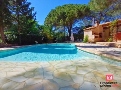 Maison+roquebrune-sur-argens+288+m%26sup2%3B+12+pi%26egrave%3Bces