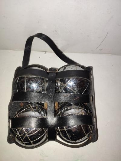 LOT DE 4 BOULE DE PETANQUE 2 PAIRE OBUT DOG  AVEC ETUI BUT ET COCHONNET 545 grs