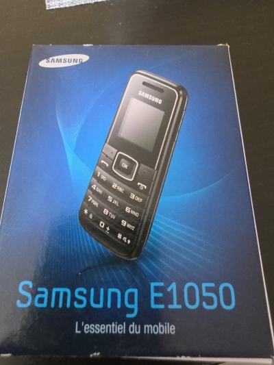 Samsung E1050