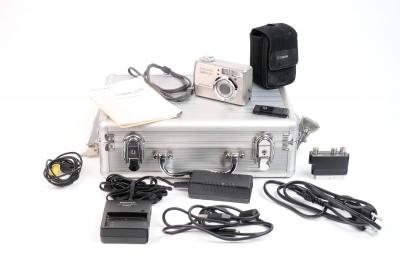 Appareil photo num�rique Pentax Option 330 #3292259 avec valise et accessoires.
