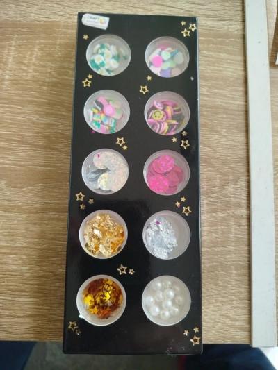 vends lot de divers confettis