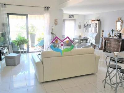 Appartement+saint-rapha%26euml%3Bl+94+m%26sup2%3B+3+pi%26egrave%3Bces