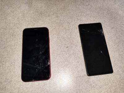 lot 2 smartphone Iphone 11 & Google pixel 6A | HS, pour pi�ces ou � r�parer