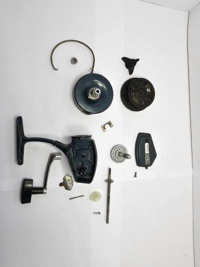 Lot de pi�ces pour moulinet RODDY 802A
