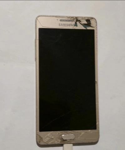 Samsung Galaxy A5 SM A500F   16 Go   Dor� d�simlock�