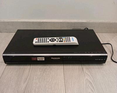 Panasonic DMR XW350 Graveur DVD HDD 250Go Double Tuner HDMI TNT HD  T�l�commande
