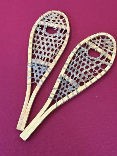 Paire Petites Raquettes A Neige Enfant Anciennes