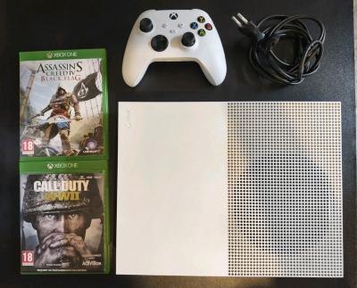 Pack Xbox One S 500 Go Blanche   Manette Officielle   2 Jeux