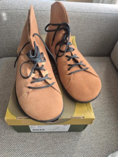 Bottines � lacets Loints of Holland neuves pour femmes cuir moutarde orthop�dique