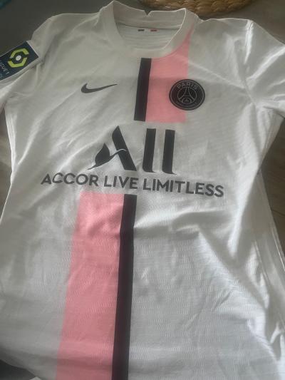 maillot lionel messi signature de sa main