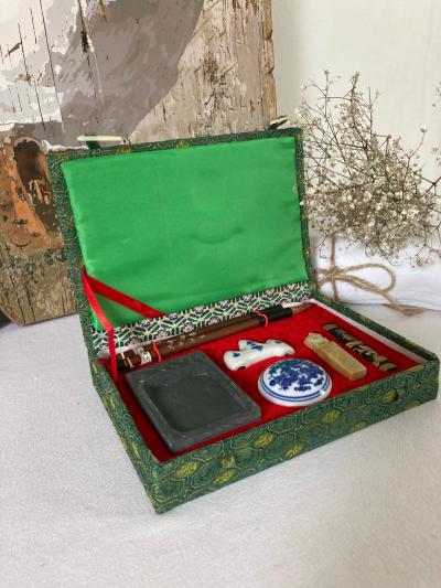 526   D�co Ensemble Coffret de Set Calligraphie Chinoise