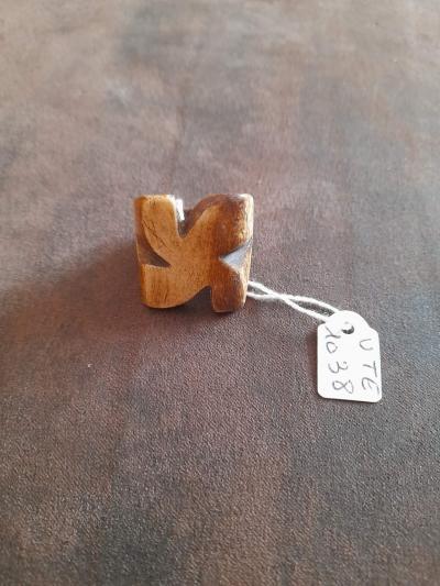 Bague Fantaisie style ethnique   Bague en Bois Brun Marron clair Vernis